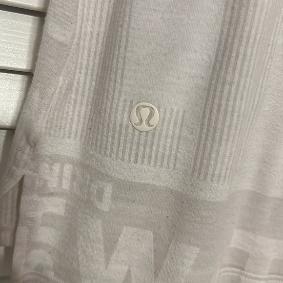 Lululemon Tee - Picture 3 of 3